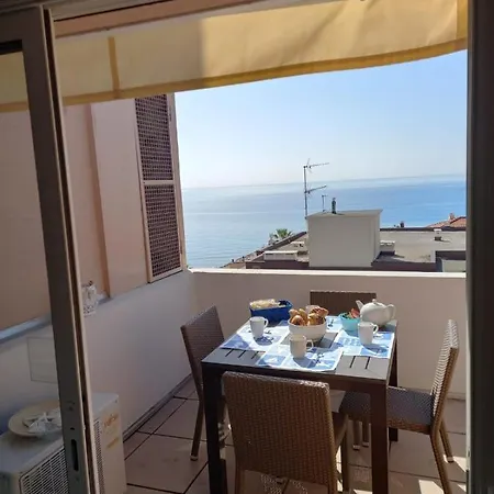 Apartment Mareluna Menton